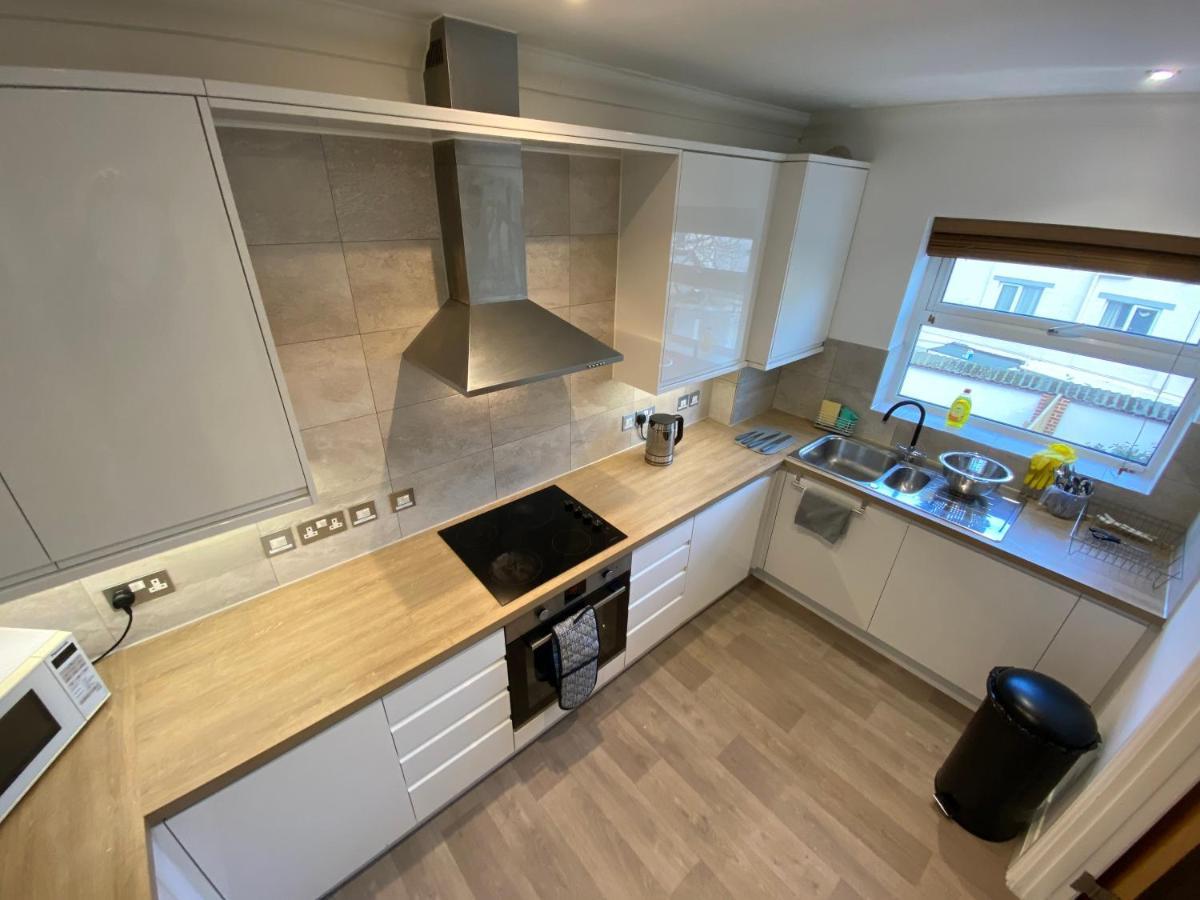 Bournemouth Beachfront Retreat 3 Bedroom 3 Bathroom Seaside B&B With Free Parking Esterno foto