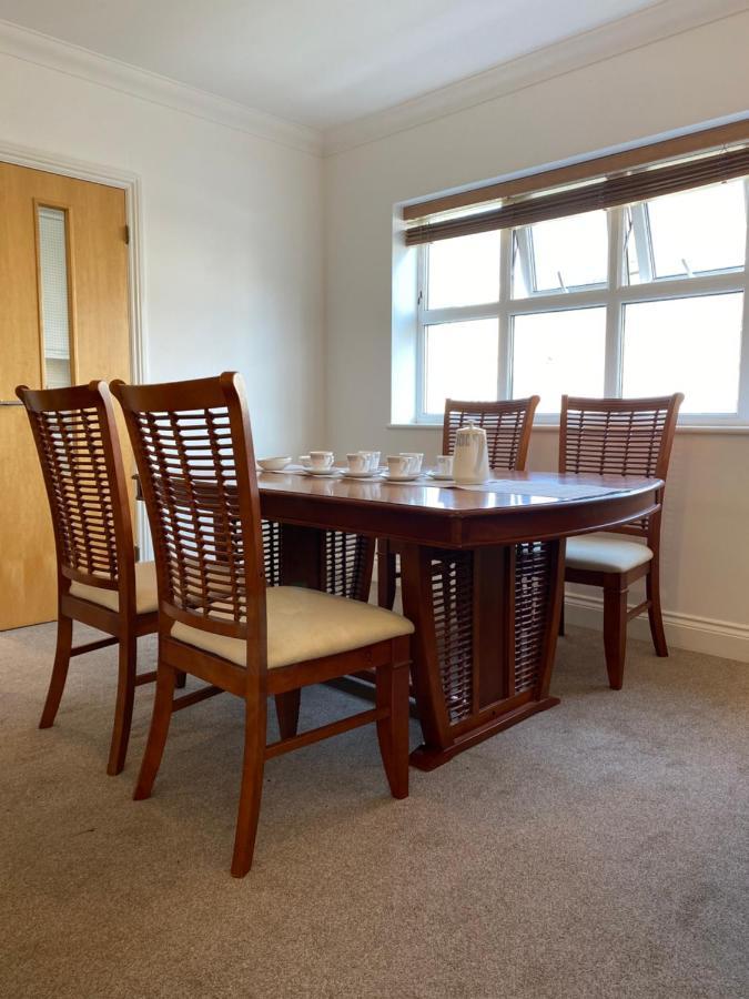 Bournemouth Beachfront Retreat 3 Bedroom 3 Bathroom Seaside B&B With Free Parking Esterno foto