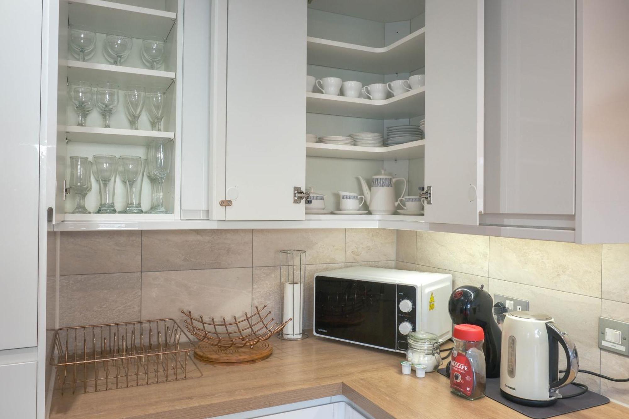 Bournemouth Beachfront Retreat 3 Bedroom 3 Bathroom Seaside B&B With Free Parking Esterno foto